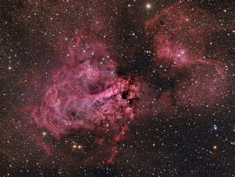 The Swan Nebula M17 Astronomy Magazine Interactive Star Charts