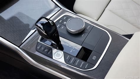 2020 BMW 3 Series 330d Touring | Interior, Detail