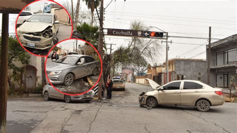 Le Vale La Luz Roja Y Causa Aparatoso Accidente En Avenida José María