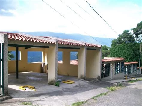 Casas De Lujo En Municipio Sucre Miranda Urbanizacion Karimao Country