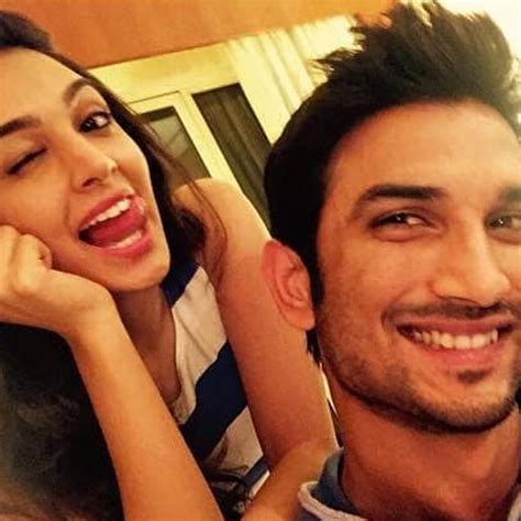 Kiara Advani Sushant Singh Rajput To Shahid Kapoor Actress Friendly