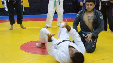 Escapes De Ataque Lateral Jiu Jitsu Conceptos Youtube