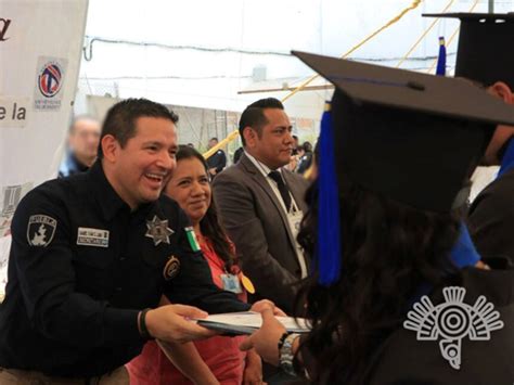 Internos Del Cereso De San Miguel Rompen Barreras Educativas De La Mano