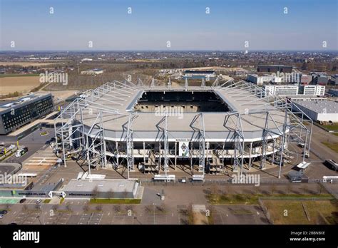 Stadium borussiapark hi-res stock photography and images - Alamy