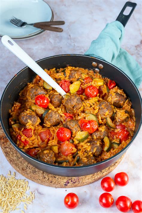 Orzo In Tomatensaus Met Gehaktballetjes Brenda Kookt