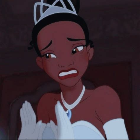 𝐭𝐡𝐞 𝐩𝐫𝐢𝐧𝐜𝐞𝐬𝐬 𝐚𝐧𝐝 𝐭𝐡𝐞 𝐟𝐫𝐨𝐠 𝐢𝐜𝐨𝐧 𝐝𝐞𝐯𝐢𝐥𝐢𝐜𝐨𝐧𝐬 Tiana Disney Princess Cartoon Disney Princess Tiana