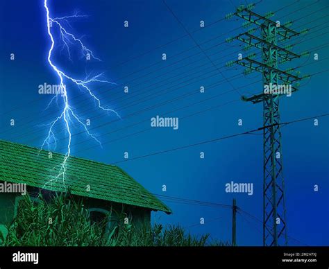 High voltage Pylon Pylône haute tension 22 07 2018 Stock Photo Alamy