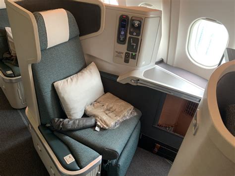 Cathay Pacific Business Class Review CP A330 Business Class