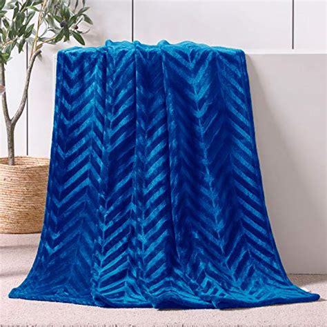 Best Royal Blue Throw Blankets To Keep You Warm This Winter