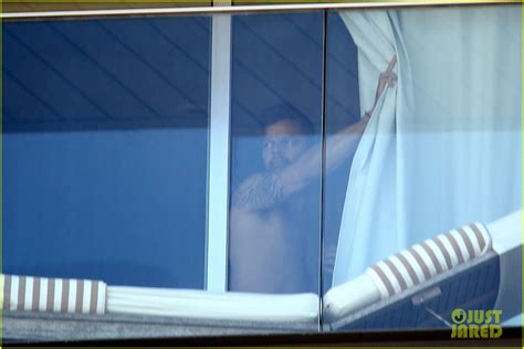 Ricky Martin Goes Shirtless In Only His Boxers Photo 3071819 Ricky