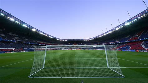 Psg Threaten To Leave Parc Des Princes Over Clash With Paris Mayor