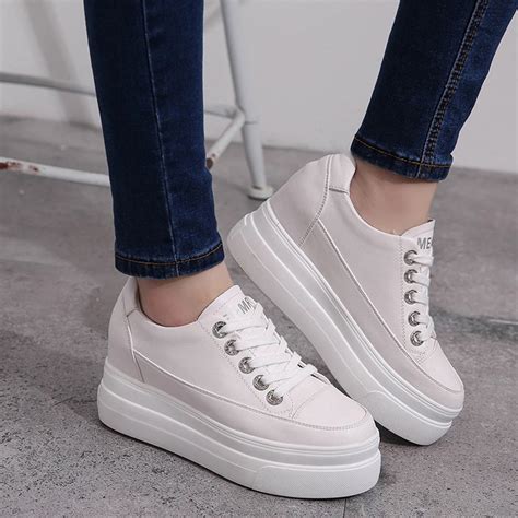 2018 Fashion White Casual Comfortable Wedge Vulcanize Shoes Women Lace