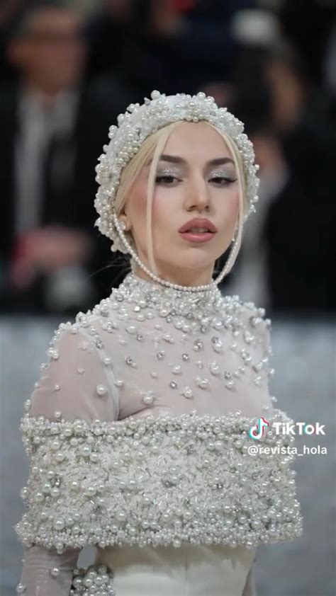 Best Celebrity Naked Dresses Of All Time Artofit