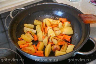 Пананг карри из свинины с овощами и кокосовым молоком (Panang Curry ...