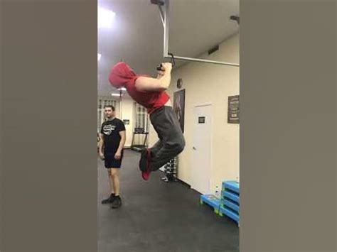 Подтягивание узким хватом - YouTube