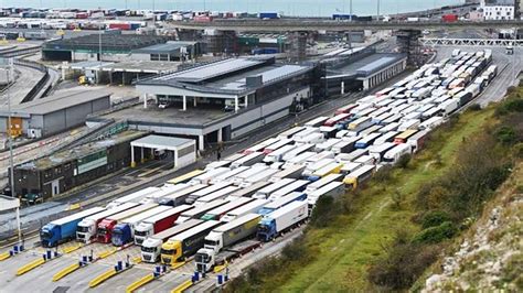 Brexit Lorries Queue For Miles At Calais As Uk Suppliers Rush To