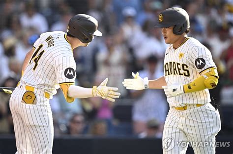 김하성 Mlb 3시즌 연속 10홈런통산 46호로 한국인 공동 3위종합 연합뉴스