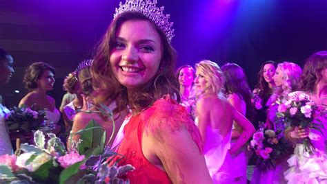 Naomi Bailly Devient Miss Bourgogne 2016 Ici