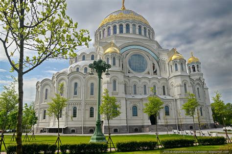 Kronstadt Naval Cathedral in St. Petersburg · Russia Travel Blog