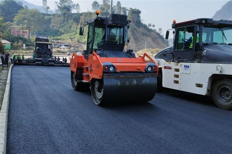 मुग्लिनपोखरा सडक विस्तार ५३ किलोमिटर कालोपत्र