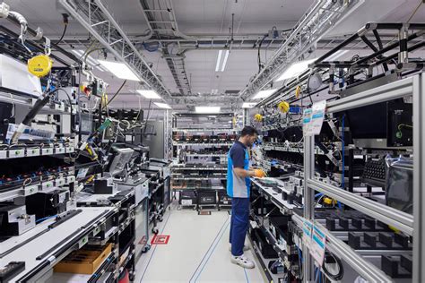 OMRON Manufacturing of the Netherlands | Omron, Danmark