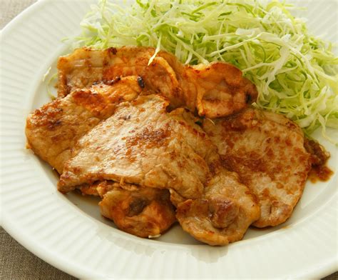 ふんわりと仕上がる豚肉の生姜焼き 大庭英子さんの食べ飽きない定番レシピ 【公式】dancyu ダンチュウ