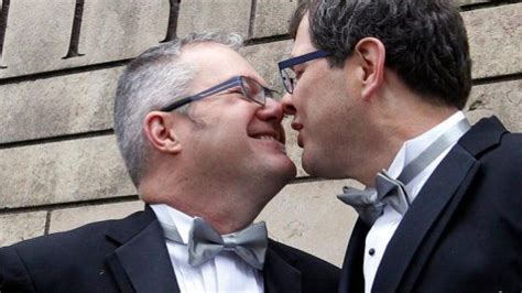 Matrimonio Gay En Reino Unido Derecho A Bodas Gays En Inglaterra Y Gales Desde