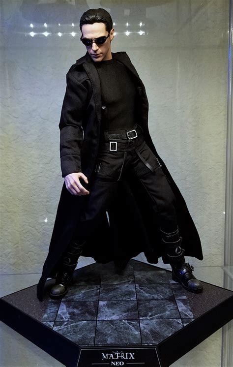 Hot Toys MMS466 The Matrix Neo Collectible Figure Page 101 Collector Freaks