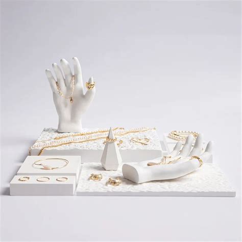 White Plaster Metal Jewelry Display Set Earring Mannuquen Holder