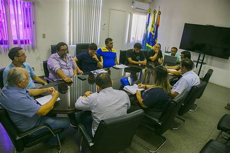 Prefeitura Recebe Representantes Do SIMTED E Apresenta Proposta De