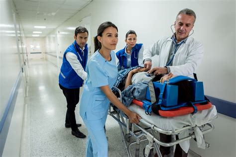 Medico De Urgencias