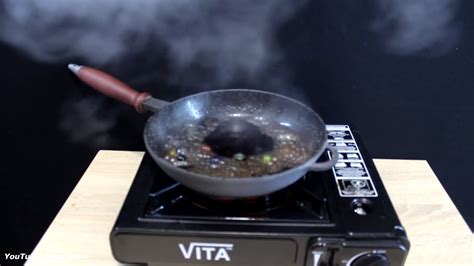 Experimento Colocando Uma COCA COLA Em Uma Panela A 1000GRAUS