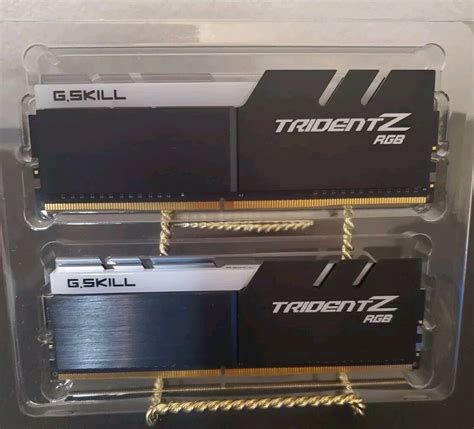 Used G SKILL Trident Z RGB 16GB 2x 8GB 3200MHz DDR4 Desktop RAM F4