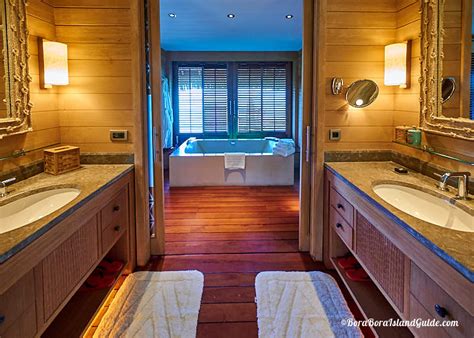 Bora Bora Hut Bath