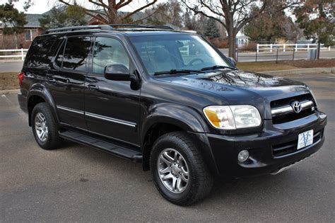 2006 Toyota Sequoia Limited | Victory Motors of Colorado