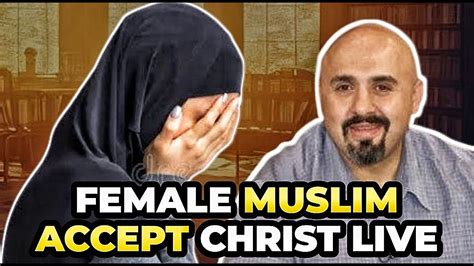 Female Muslim QUITS ISLAM In Tears ACCEPTS Christ After Reading Bible