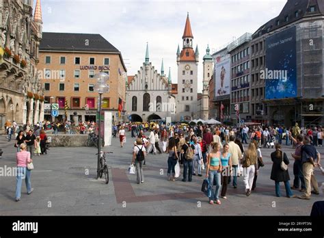 Munich city hall Stock Photo - Alamy