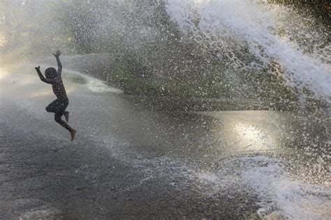 Gallery Children Play In Open Fire Hydrant Monday The Bloomingtonian