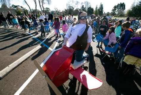 Alameda school dedicates statue of Amelia Earhart – The Mercury News