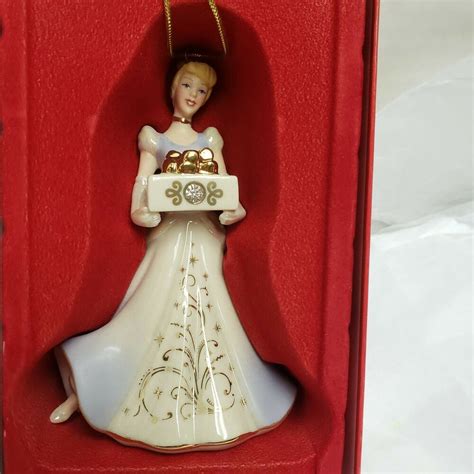 Lenox Disney Princess Cinderella Ornament 879992 With Stone Gem Lenox