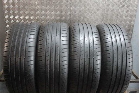 Goodyear Efficient Grip Performance R W Rsc Moext