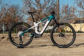 BICICLETA ELÉCTRICA ENDURO MEGAMO CRAVE CRB 05 2022