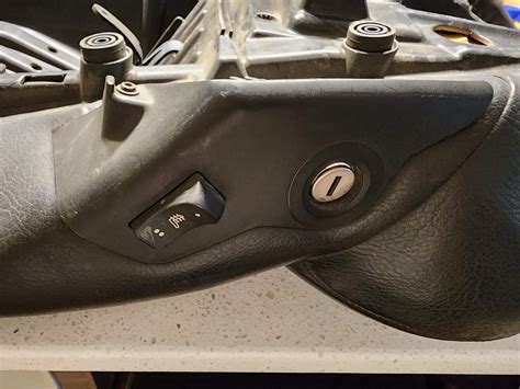 Russell Day Long from 2012-2016 GTL - One Piece Seat | BMW K1600 Forum
