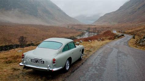 The Aston Martin Db5 Of James Bond Daniel Craig In Skyfall Spotern