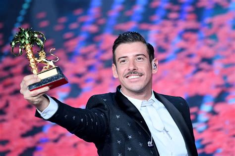 Francesco Gabbani Incontra Il Pap Della Scimmia Nuda Corriere It