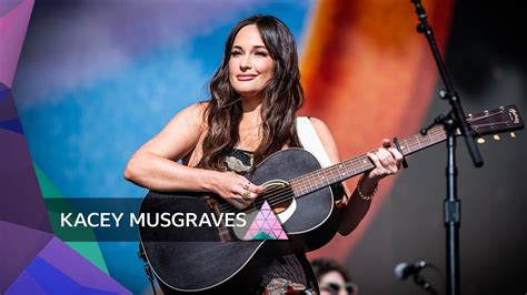 Kacey Musgraves - Rainbow (Glastonbury 2022) - YouTube