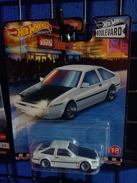 Hot Wheels Premium Car Culture Boulevard Toyota AE86 Sprinter Trueno Hobbies Toys Toys