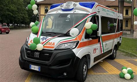 Buccinasco Croce Verde Soccorso Una Nuova Ambulanza Per Il Gruppo Che