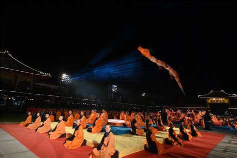 〔佛光山2024年禪淨共修獻燈祈福法會〕禪淨共修與佛接心相應 僧信獻燈祈願法水長流 國際佛光會中華總會