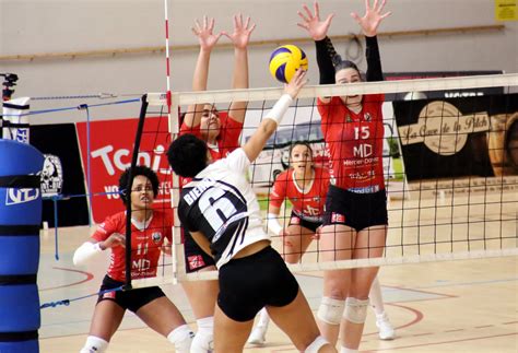 Photos Les Louves de Saint Dié terminent par une victoire contre